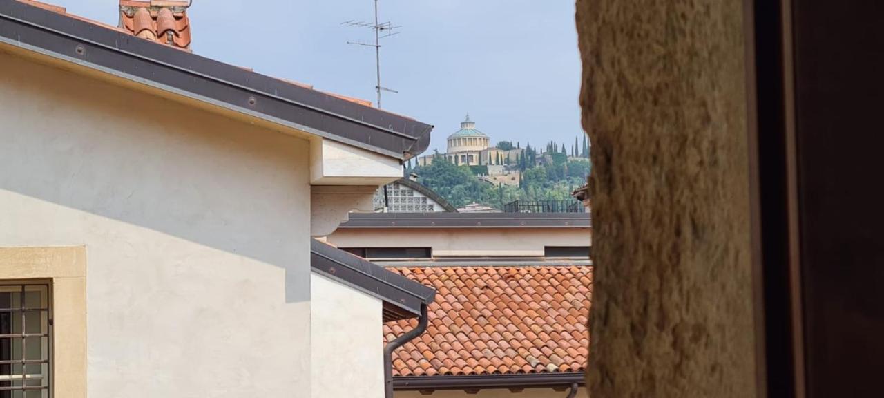 Residence Casanova Duomo Verona Eksteriør billede