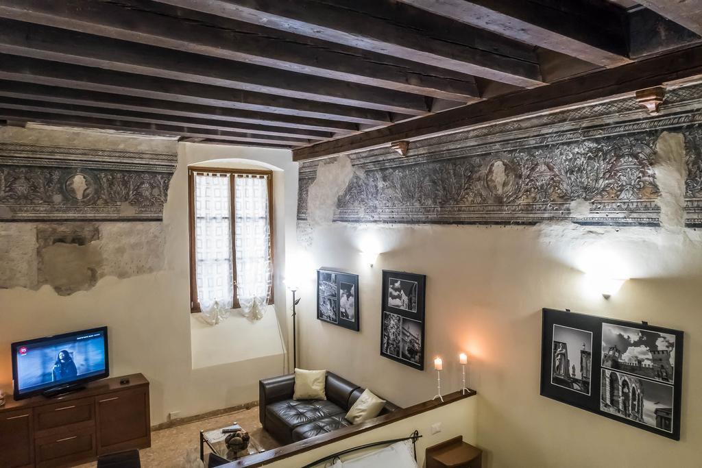 Residence Casanova Duomo Verona Eksteriør billede